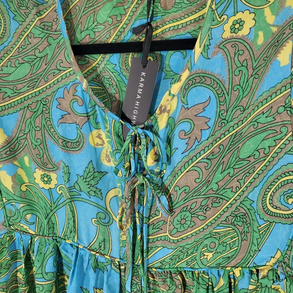 NWT Woman's Paisley Print Top One Size - Picture 3 of 8